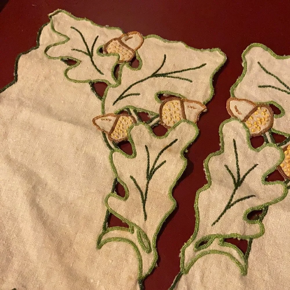 Set of Acorn Napkins